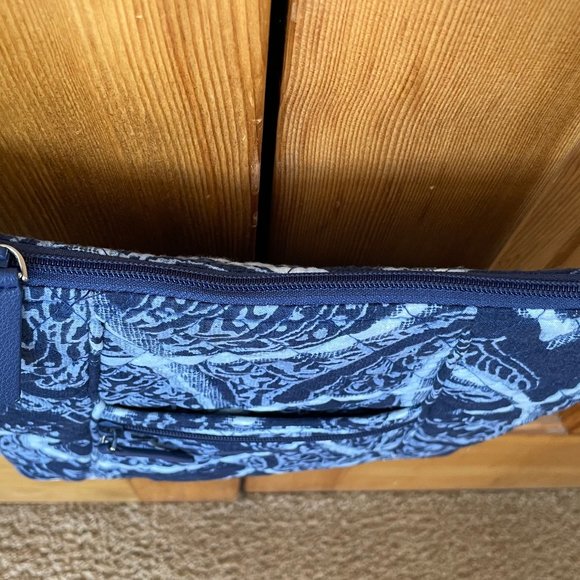 Vera Bradley Hipster Crossbody in Indio Pattern - Picture 6 of 13